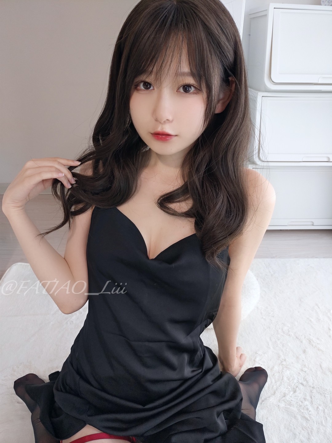 迷之呆梨(发条少女)私拍作品合集117套 52.8G高清原档资源持续收录