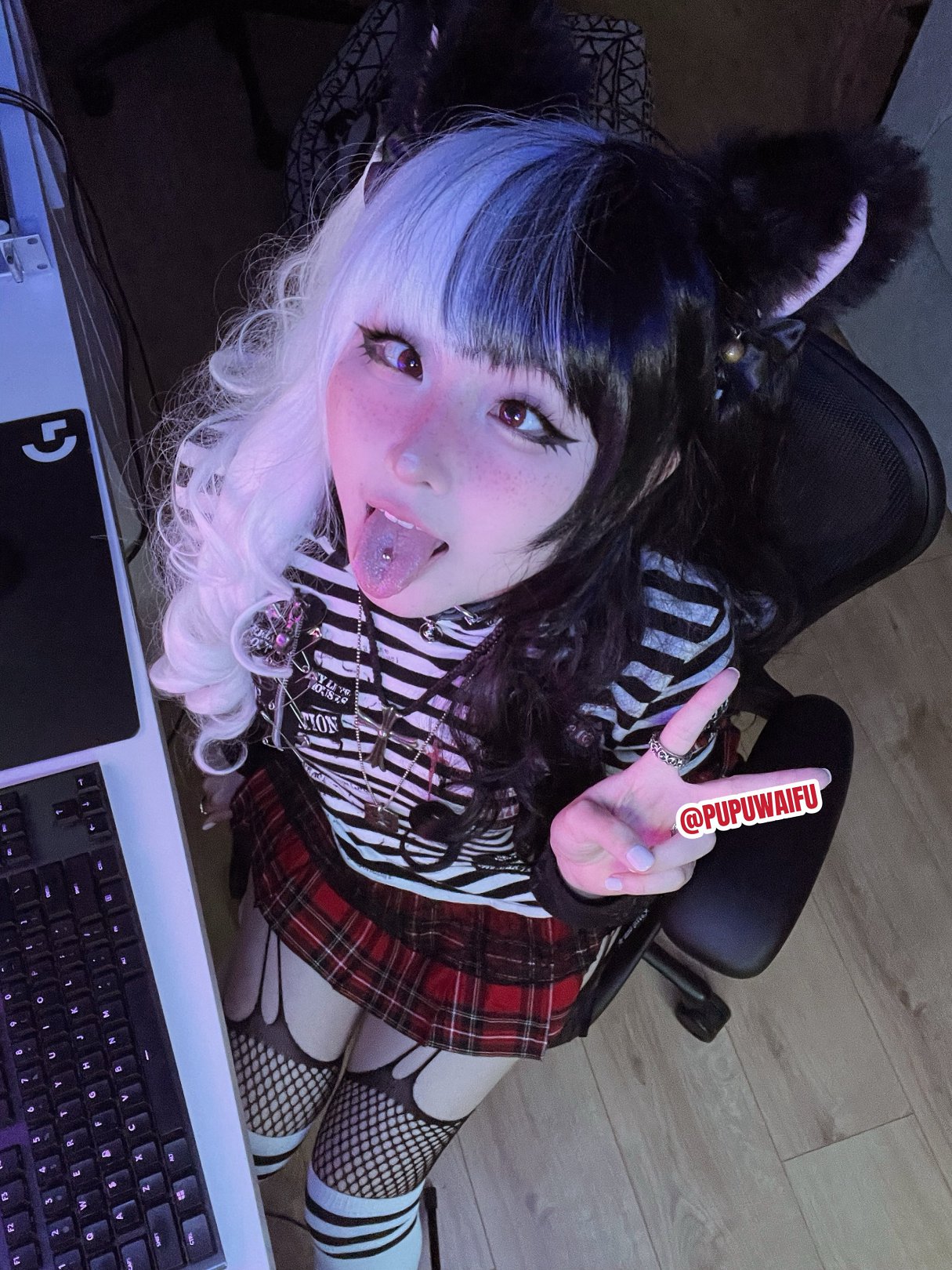 噗噗pupu(Aheyanlz)私拍作品合集104.5G高清原档持续收录