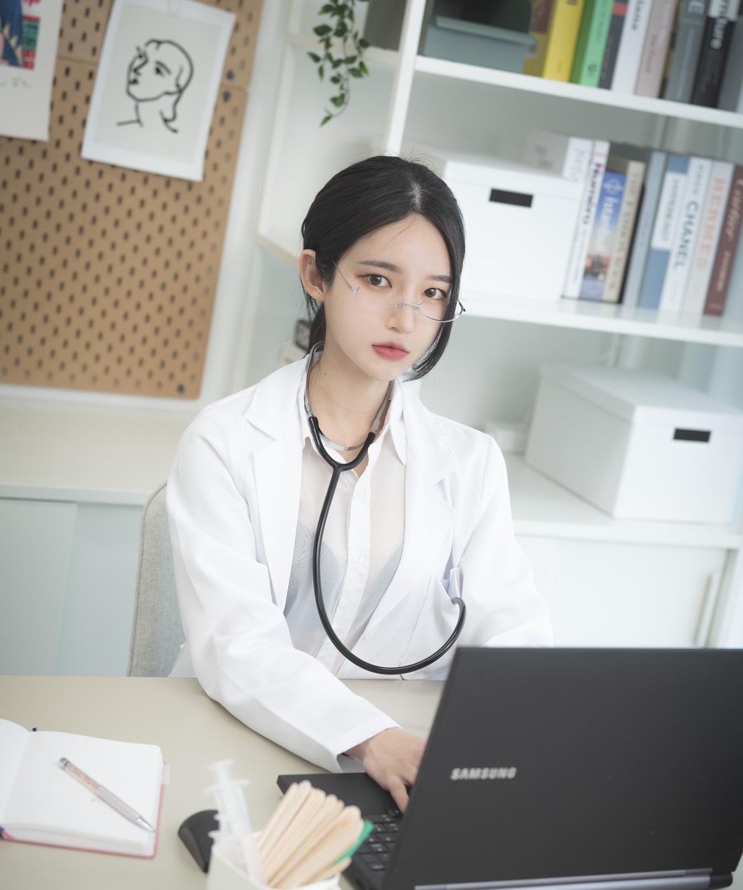 Yeha 韩国美女 24套高清写真合集 私房模特套图资源持续更新